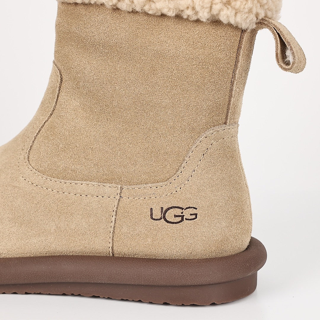 UGG Curly Shearling Snow Boots – Warm-Lined Women's Winter Boot