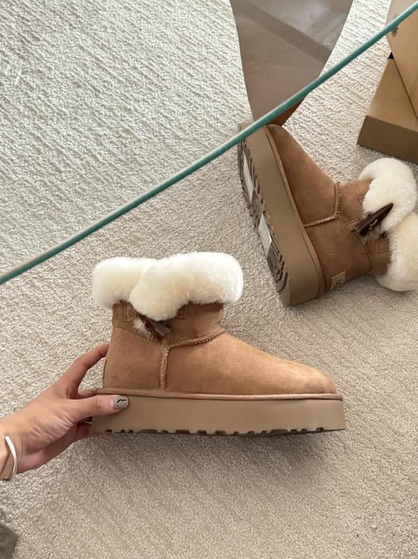 UGG Women's Platform Mini Boot with Fluffy Sheepskin Collar
