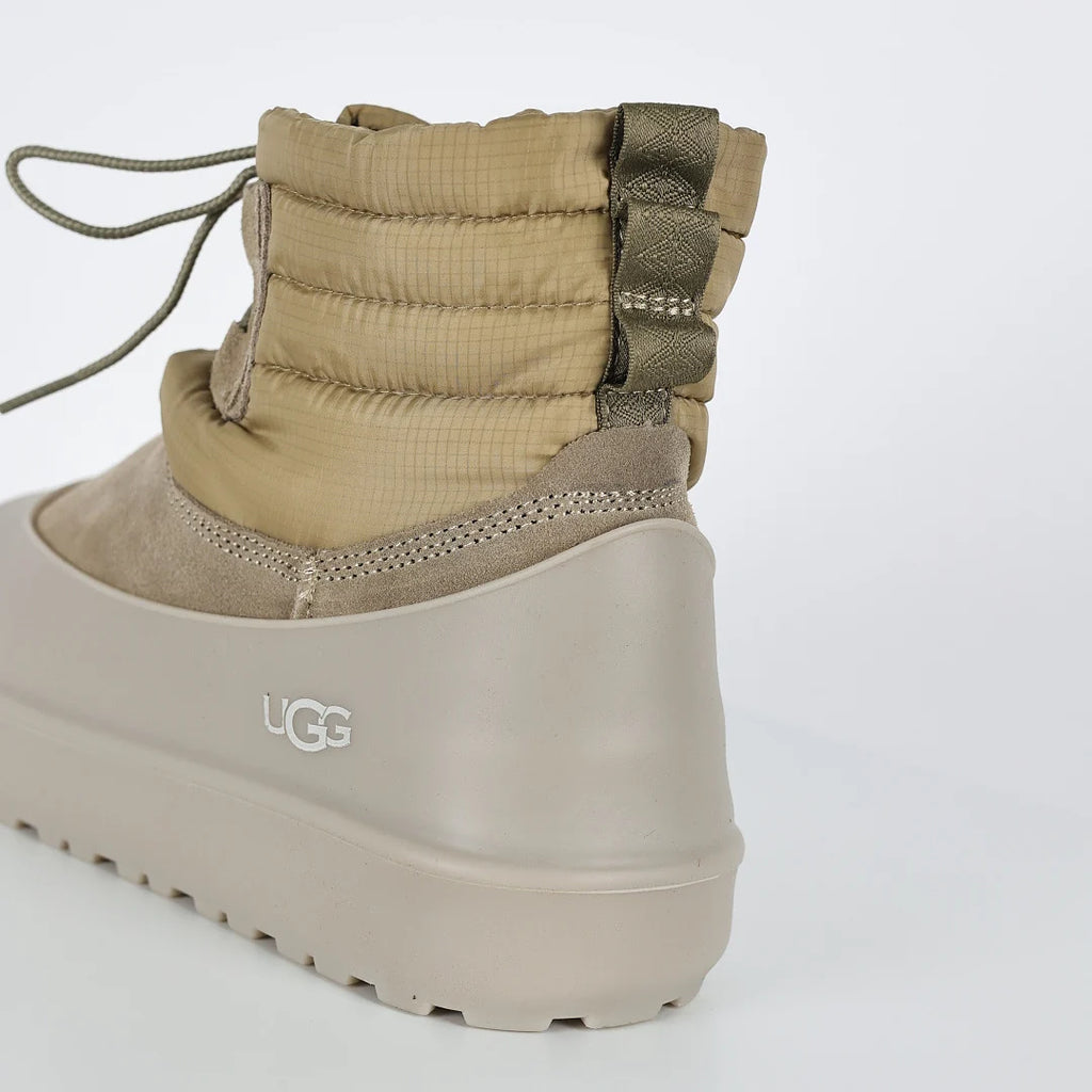 UGG Mini Platform Snow Boot – Chunky Sole, Warm-Lined, Unisex