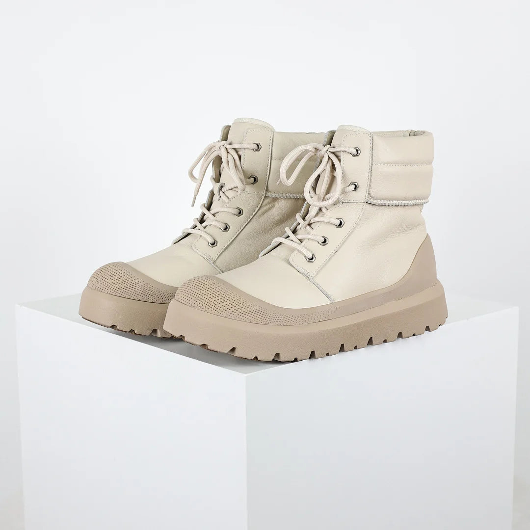 UGG Neumel Weather Hybrid Women's Lace-Up Boot