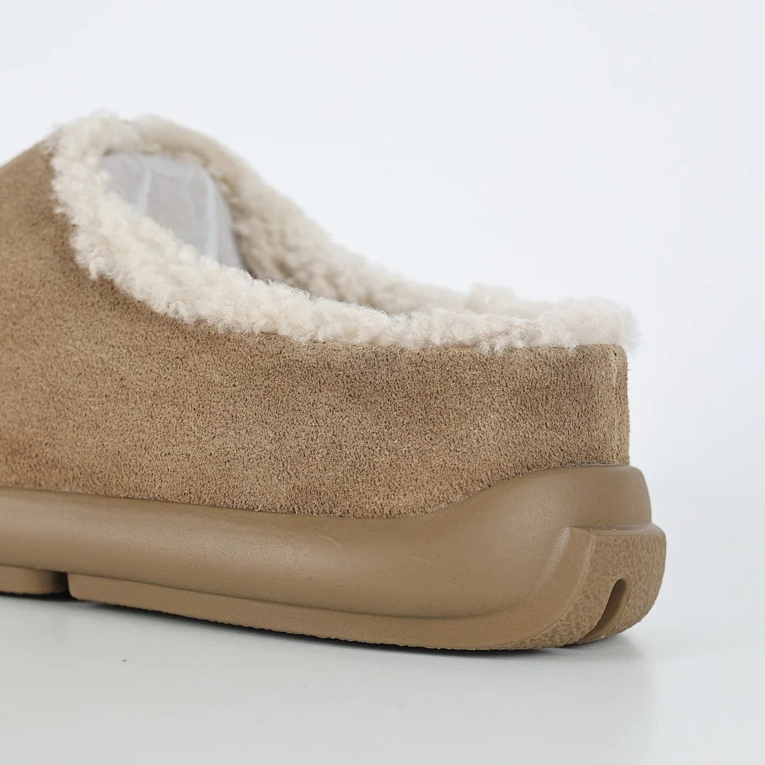 UGG Hendrick Clog – Sand | Shearling-Lined Unisex Suede Clog with Pillow Sole