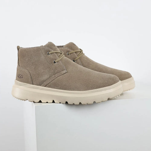 UGG Burleigh Chukka Boot – Sand | Lace-Up Men's Suede Ankle Boot with Chunky Sole