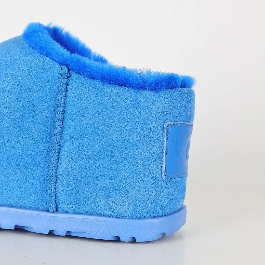 UGG Platform Short Snow Boot – Chunky Sole, Warm-Lined Women's Winter Boot