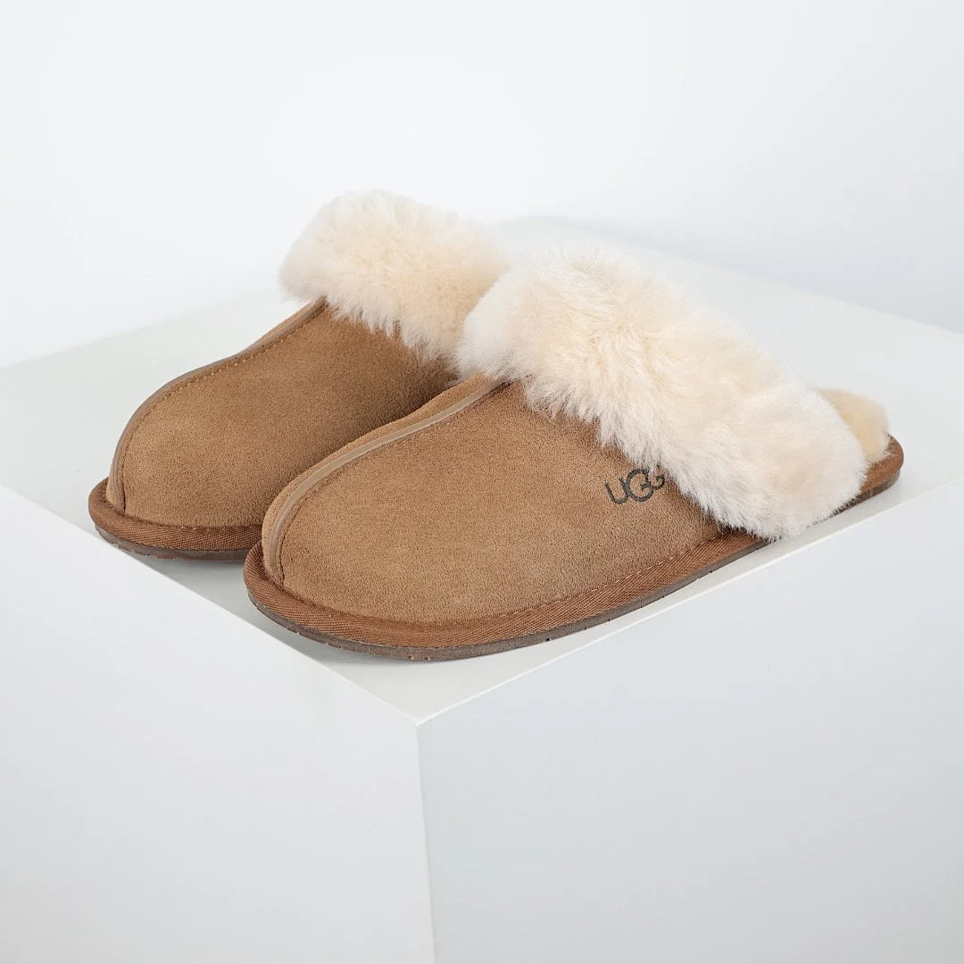 UGG Platform Short Snow Boot – Low Platform, Warm-Lined Women's Winter Boot