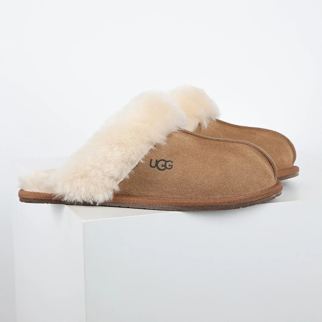 UGG Platform Short Snow Boot – Low Platform, Warm-Lined Women's Winter Boot