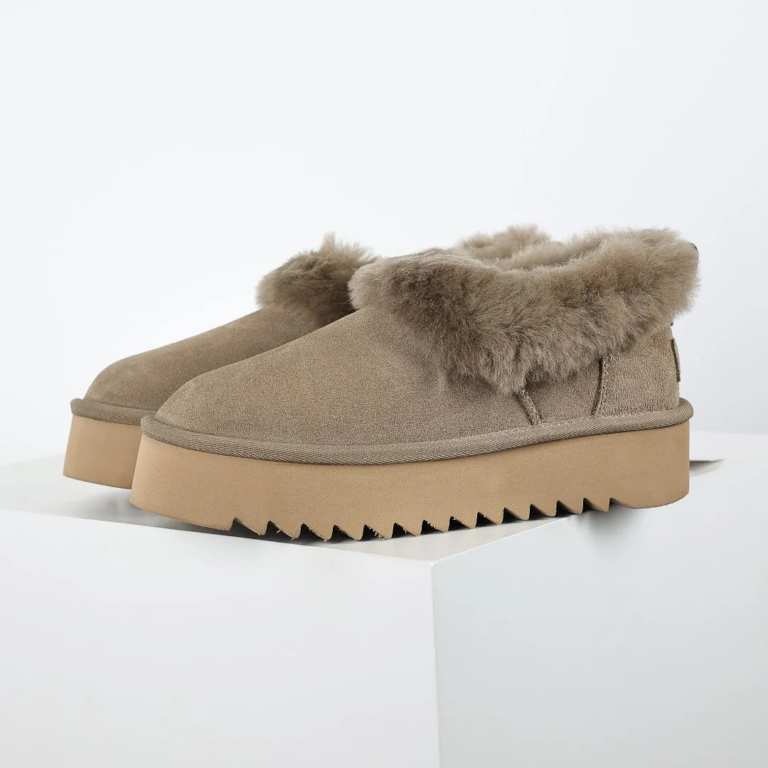 UGG Classic Mini Platform Boot – 3 cm Sole, Warm-Lined Women's Winter Boot