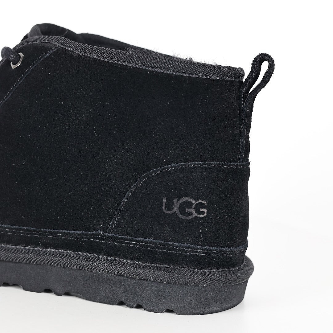 UGG Neumel Chukka Boot – Black | Warm-Lined Unisex Lace-Up Suede Boot