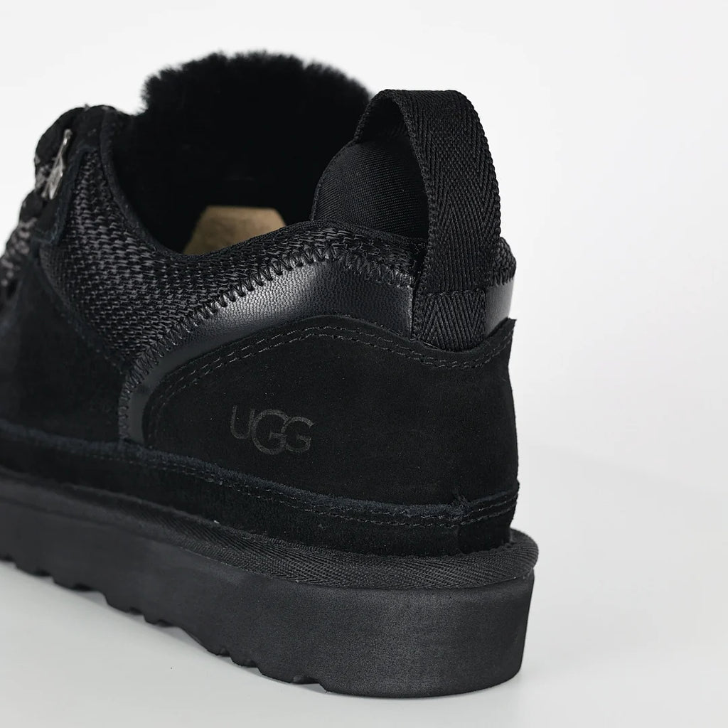 UGG Platform Short Snow Boot – Chunky Sole, Warm-Lined Women's Winter Boot