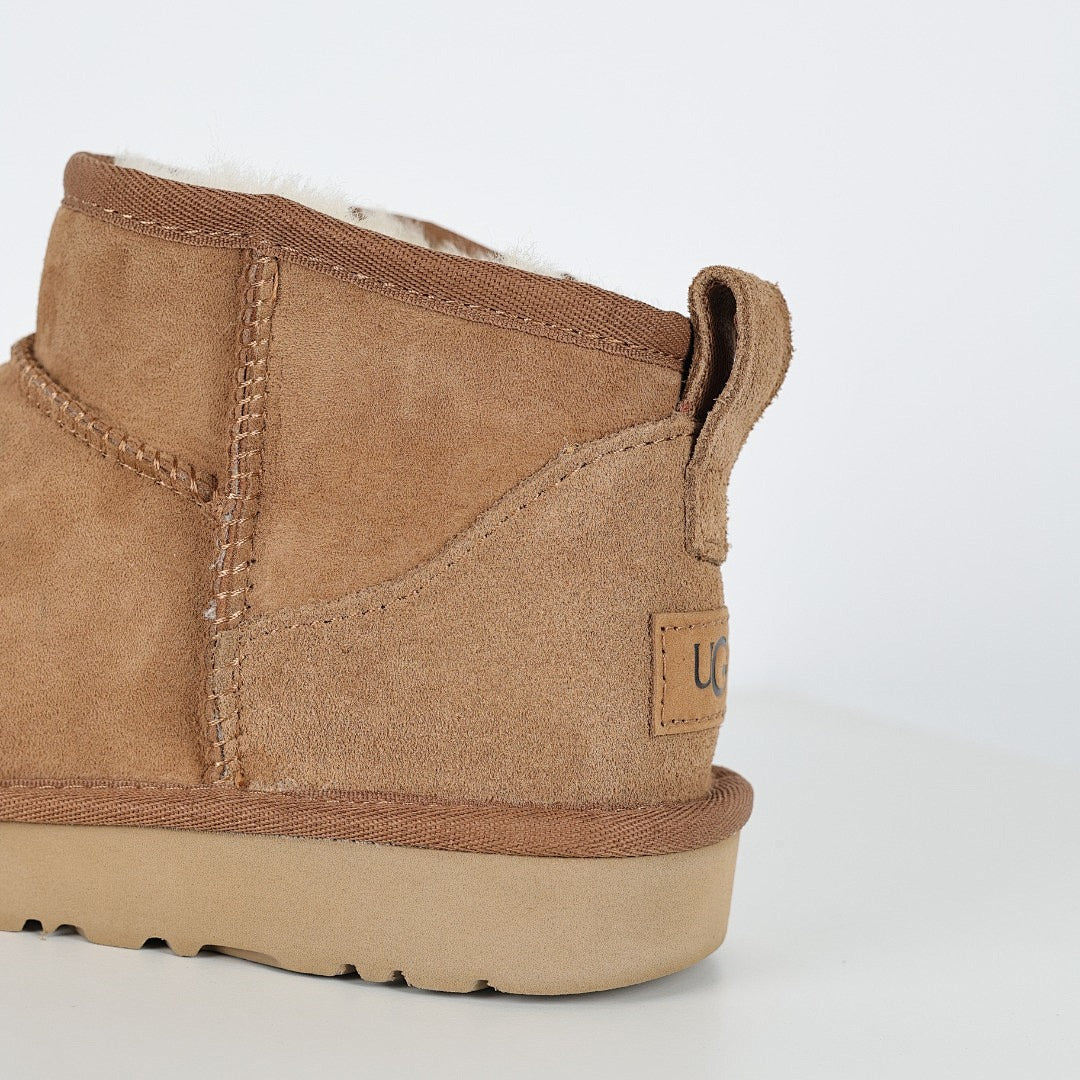 UGG Classic Ultra Mini Boot – Chestnut | Shearling-Lined Unisex Ankle Boot