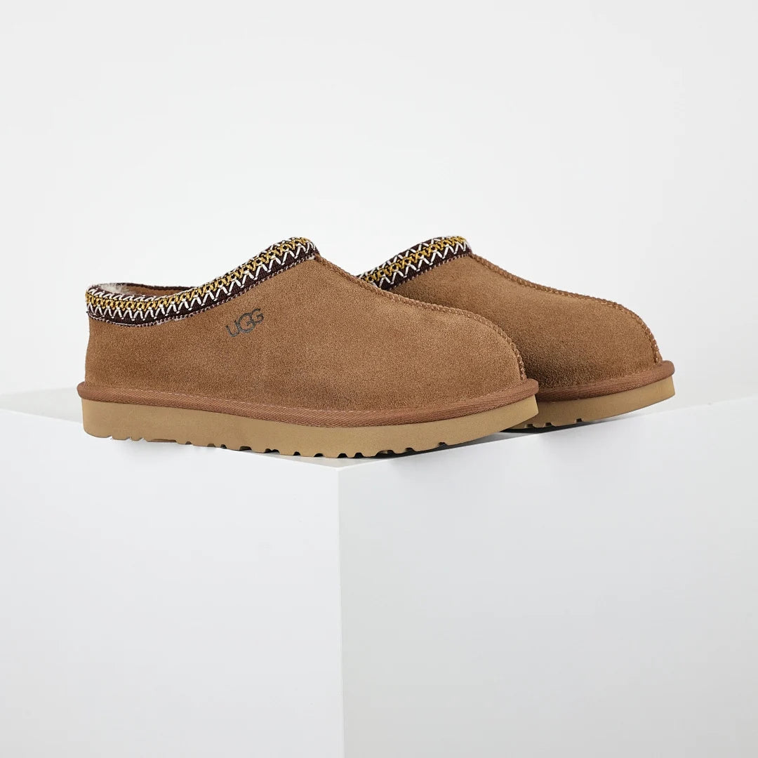 UGG Tasman Slipper – Chestnut | Embroidered-Collar Unisex Moc-Toe Slip-On
