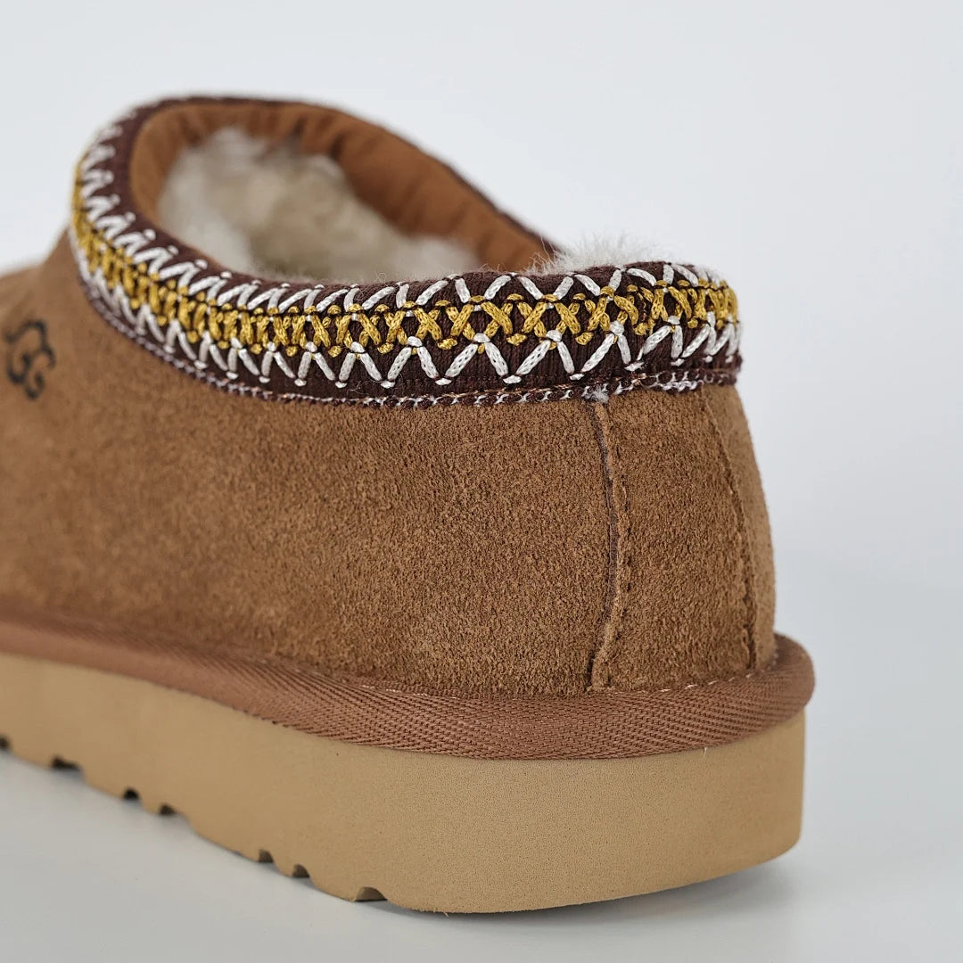 UGG Tasman Slipper – Chestnut | Embroidered-Collar Unisex Moc-Toe Slip-On